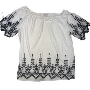 Studio West Top Medium Embroidered Off The Shoulder Scalloped Hem White Black